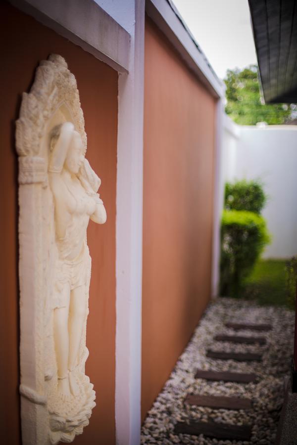 The Iris Pool Villa Rawai Номер фото