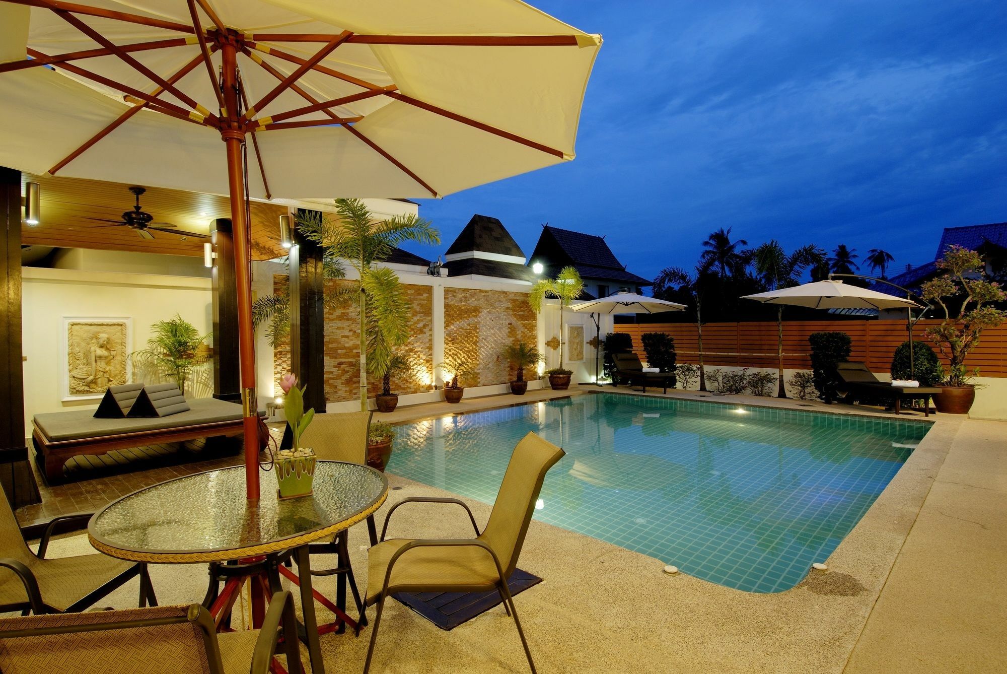 The Iris Pool Villa Rawai Экстерьер фото