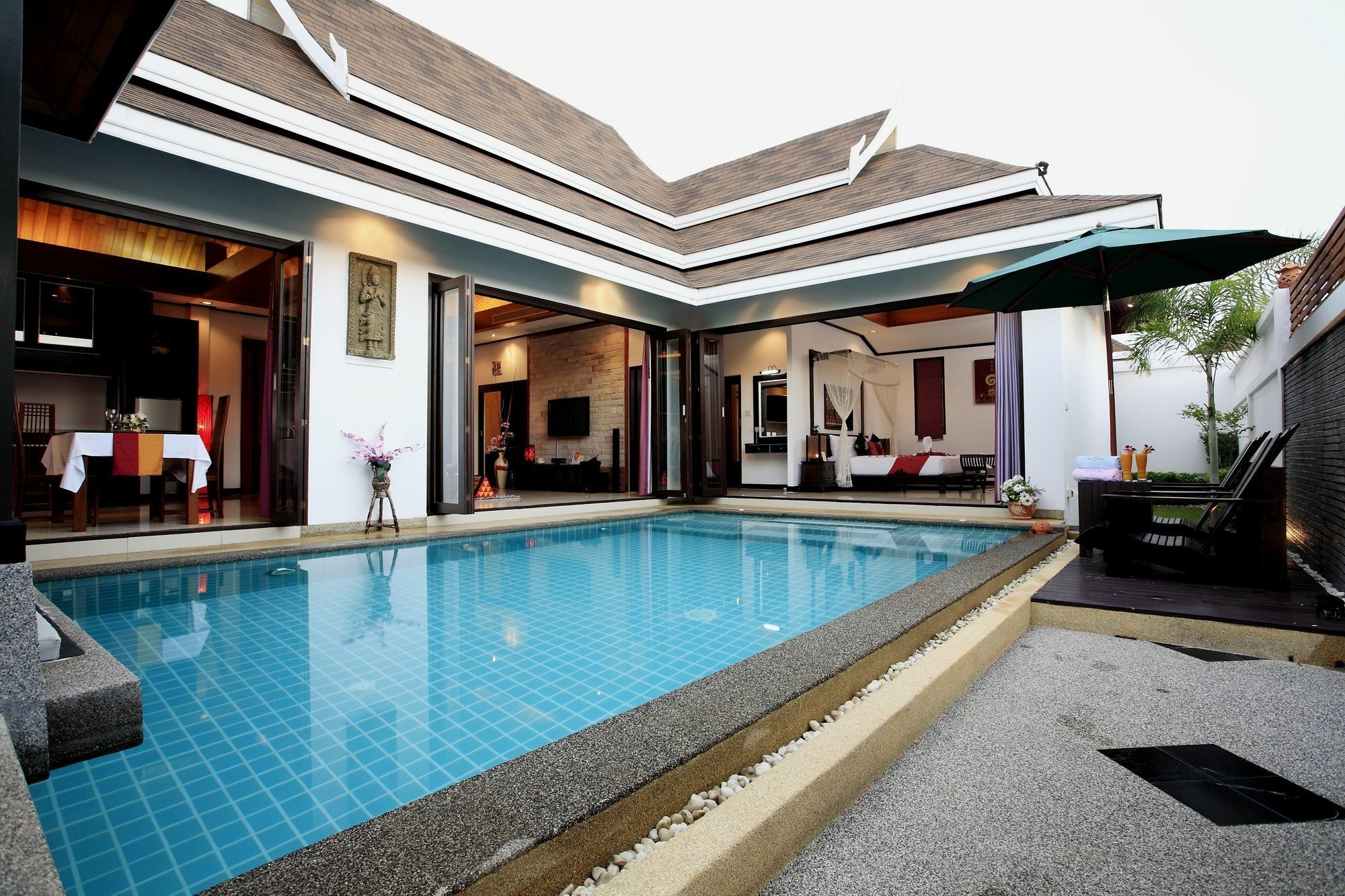 The Iris Pool Villa Rawai Экстерьер фото